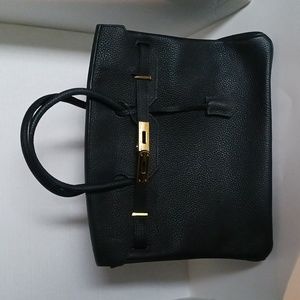 Bkack 35cm leather french handbag